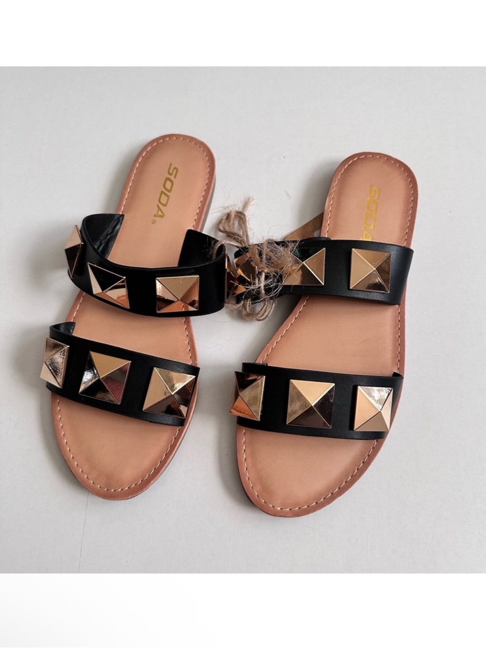 NEW SODA Black Leather Sandals Gold Studs Size 7